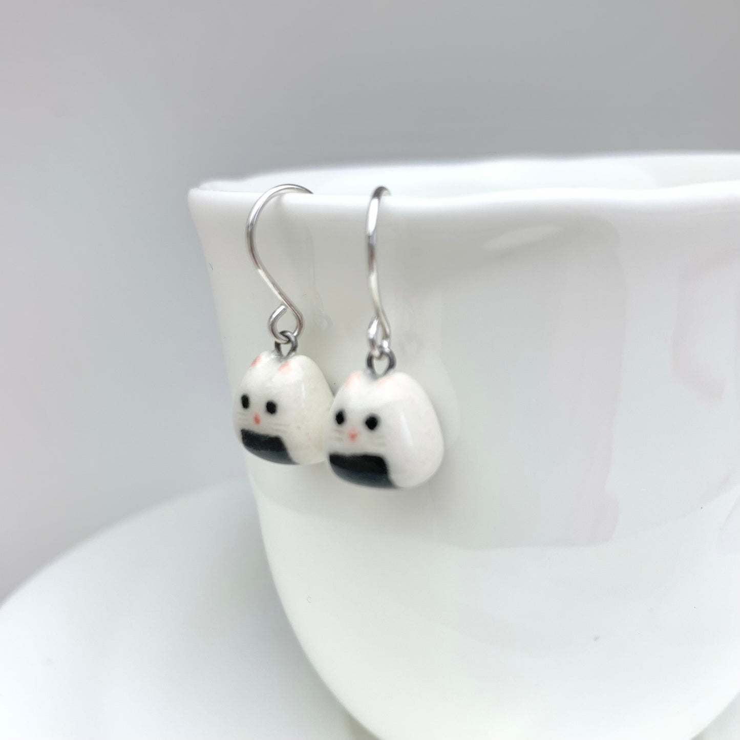 Onigiri Cat Earrings