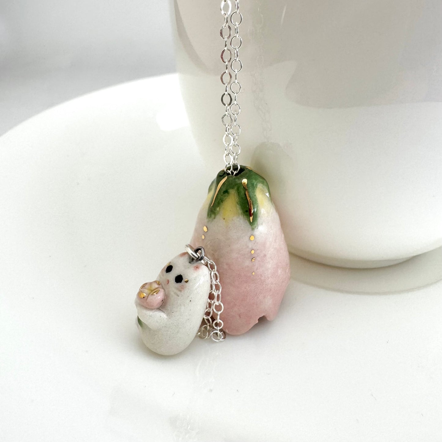 Peek a Boo Flower Cat Necklace