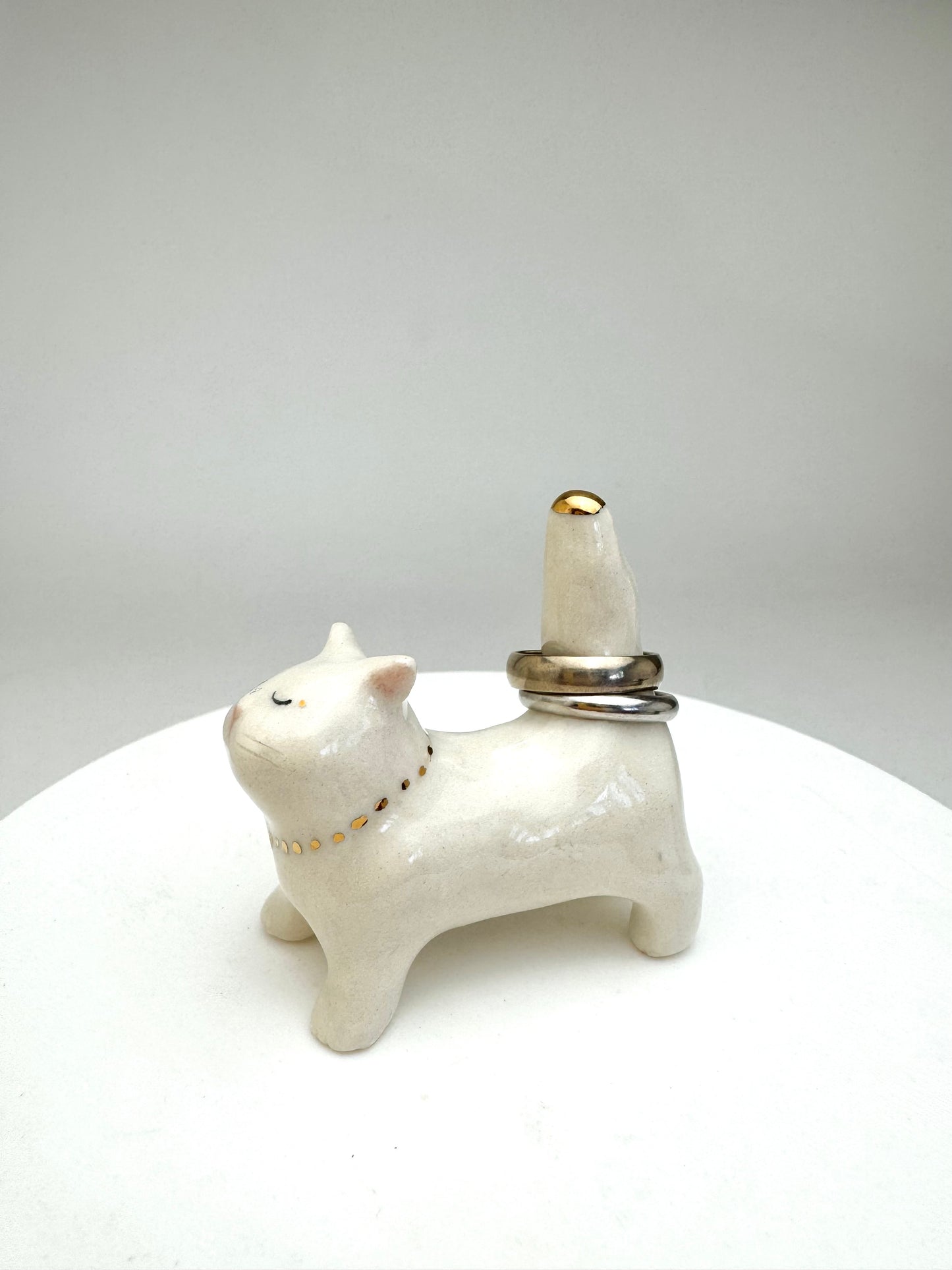 Cat Tail Ring Cone