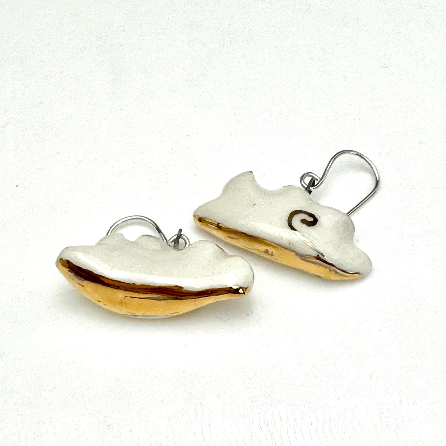 Dumpling Cat Earrings