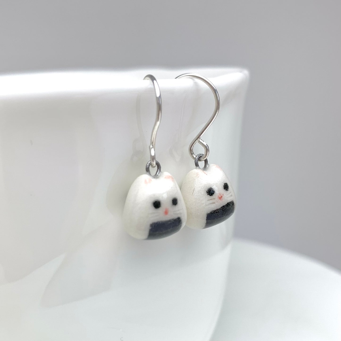 Onigiri Cat Earrings