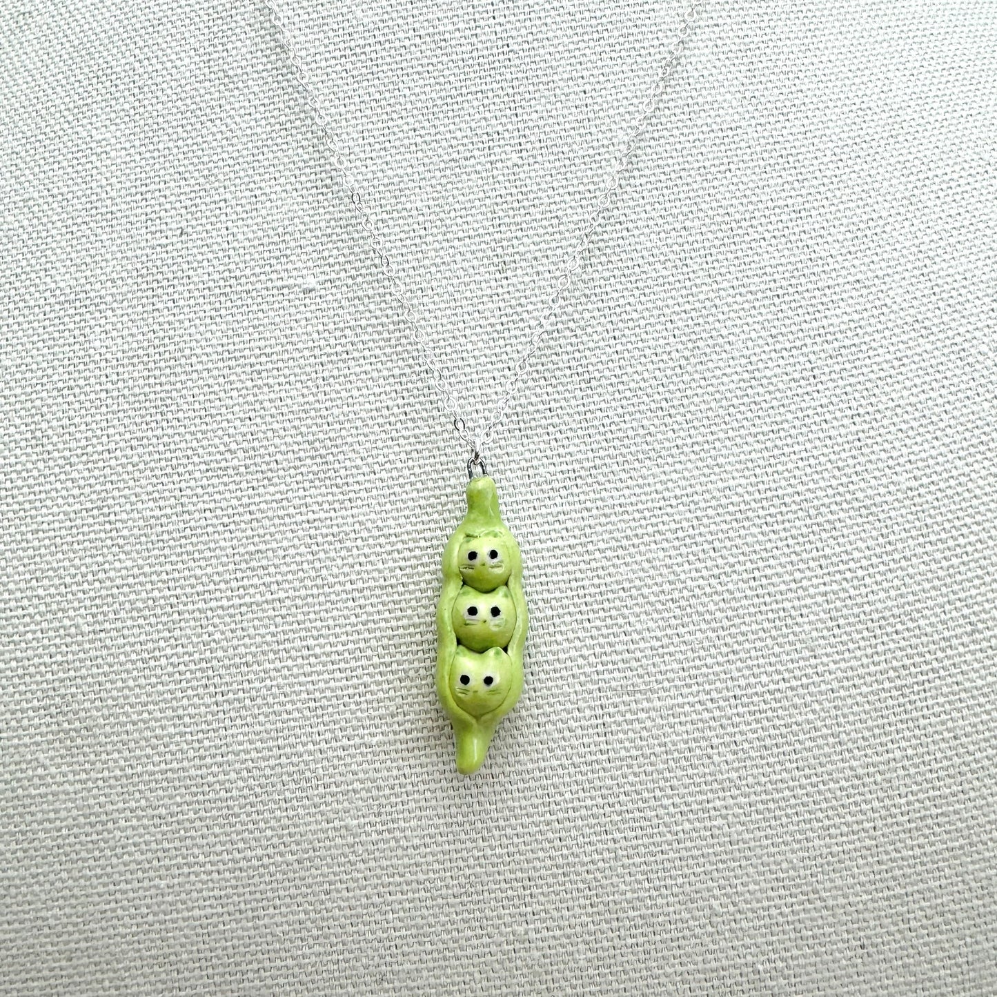 Pea Pod Cat Necklace