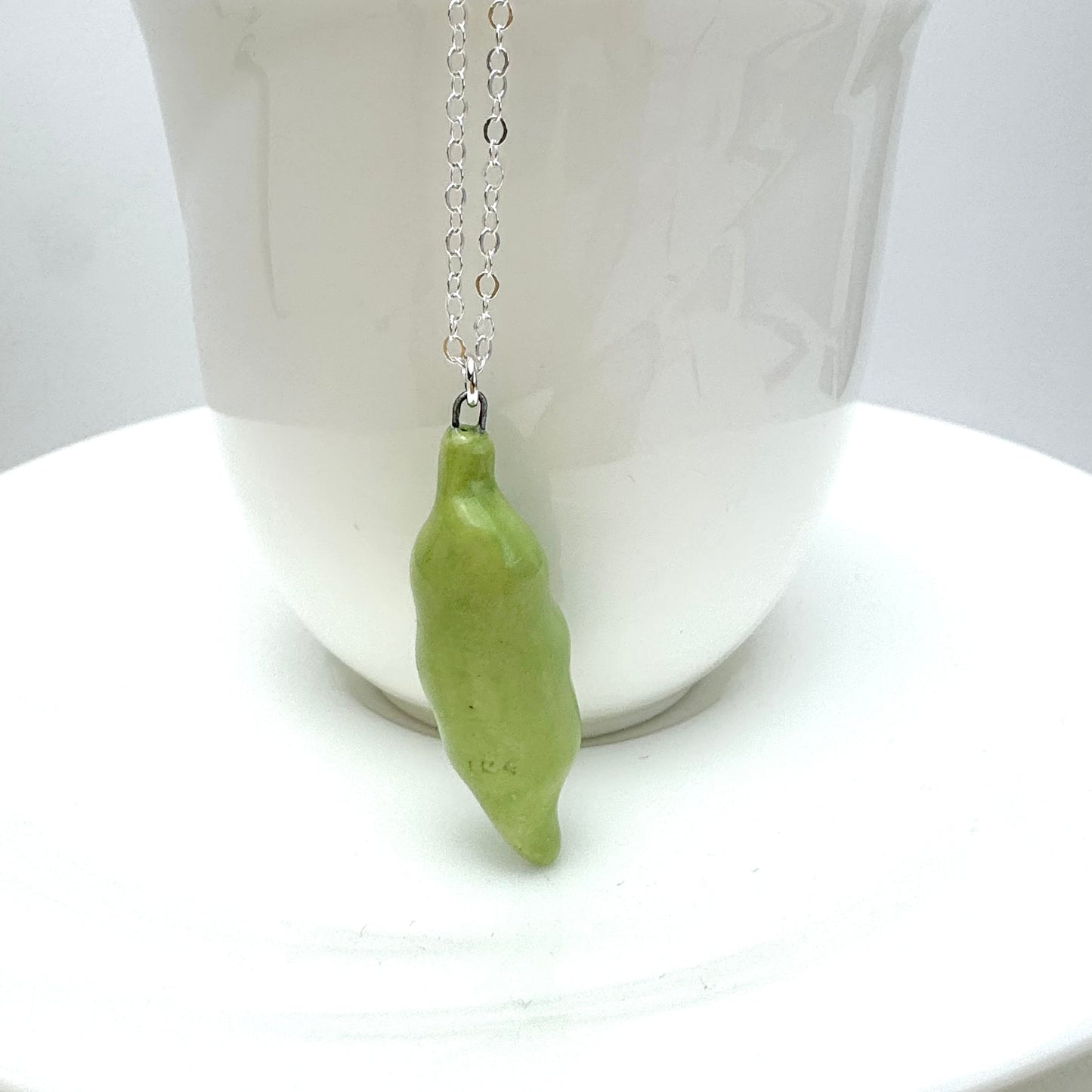 Pea Pod Cat Necklace