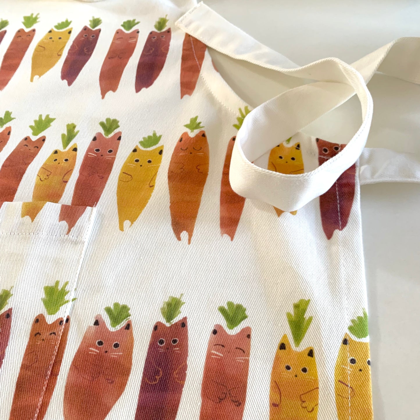 As-Is Carrot Cat Apron