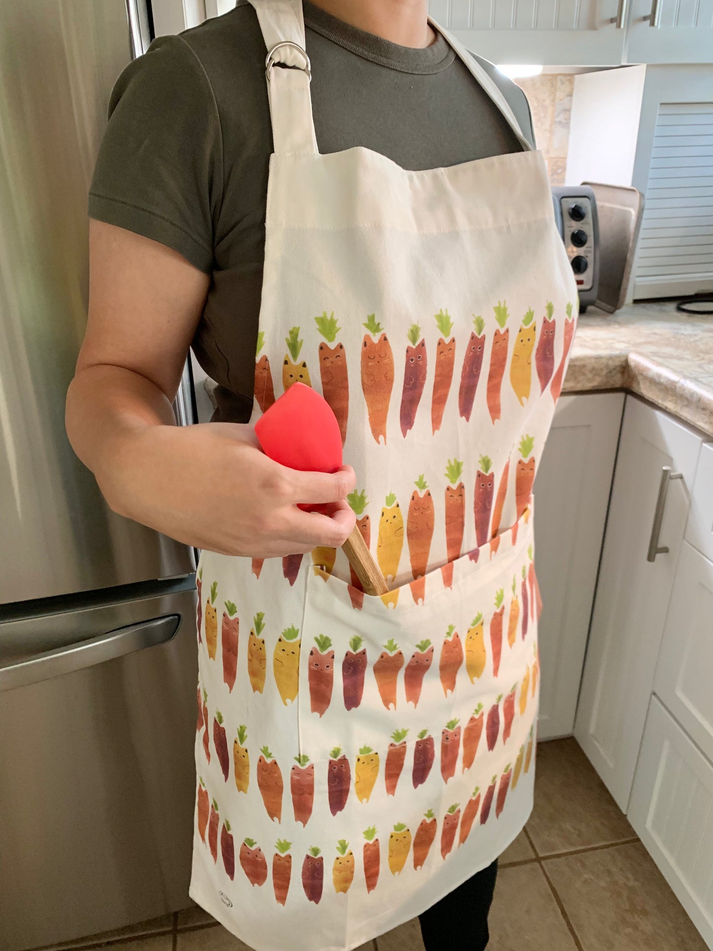 As-Is Carrot Cat Apron
