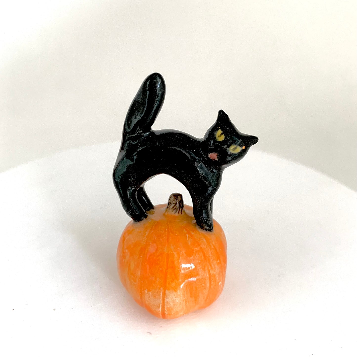 Halloween Cat Pumpkin Mini Figurine
