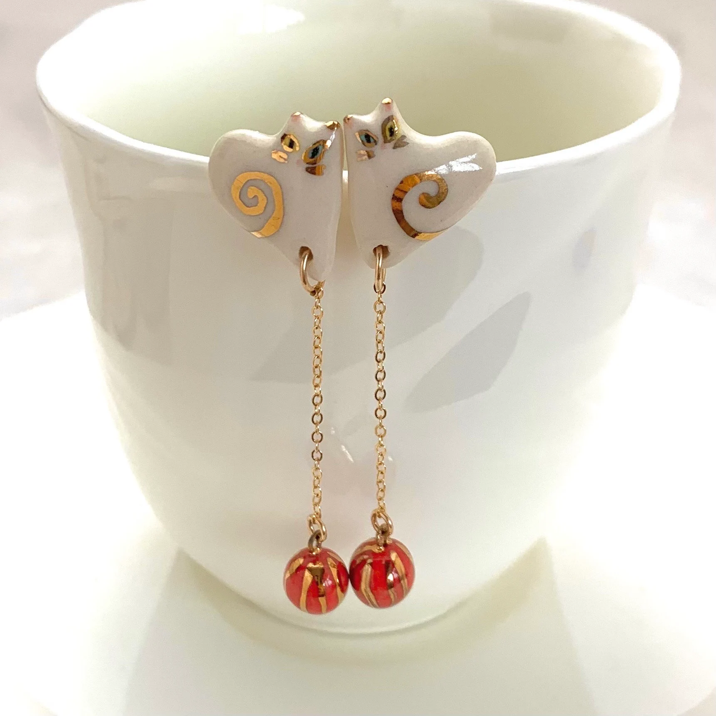 Fancy Cat Heart Stud Earrings