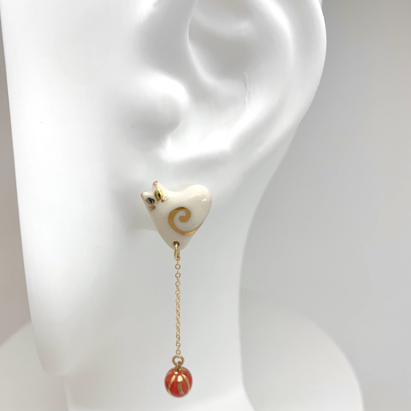 Fancy Cat Heart Stud Earrings