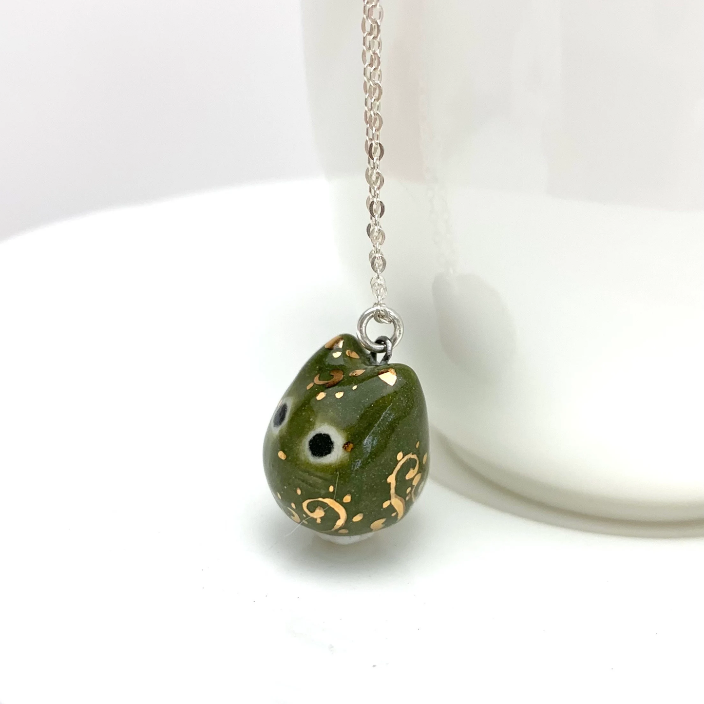 Moss Cat Necklace