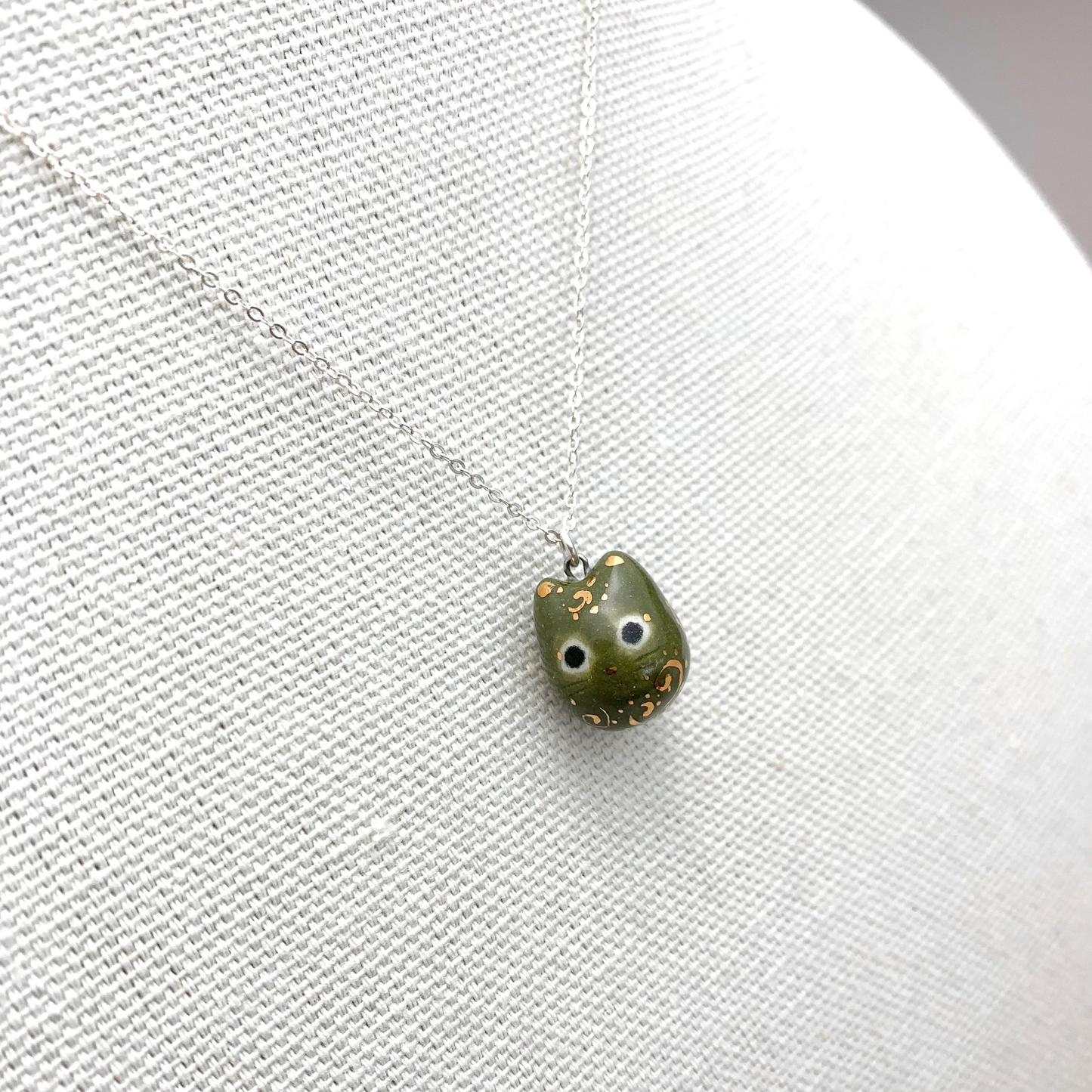 Moss Cat Necklace