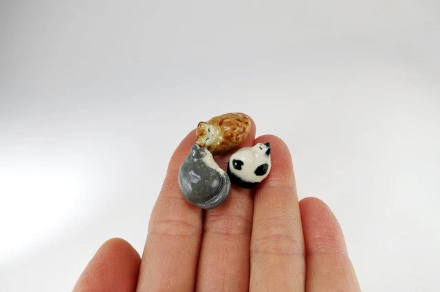 Sleeping Cat Miniature