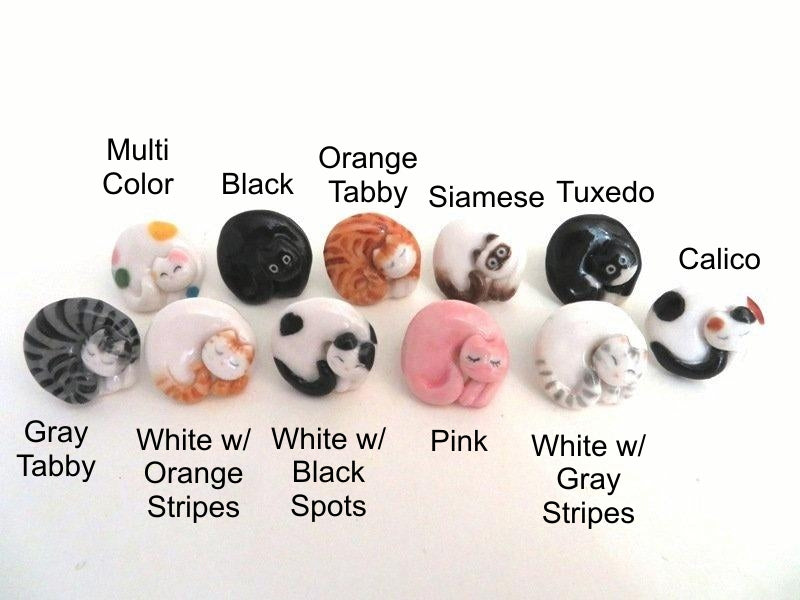 Round Cat Brooch