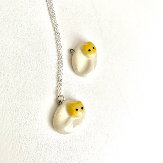 Egg Cat Necklace