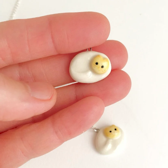 Egg Cat Necklace