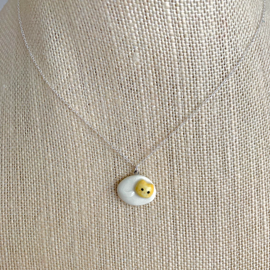 Egg Cat Necklace