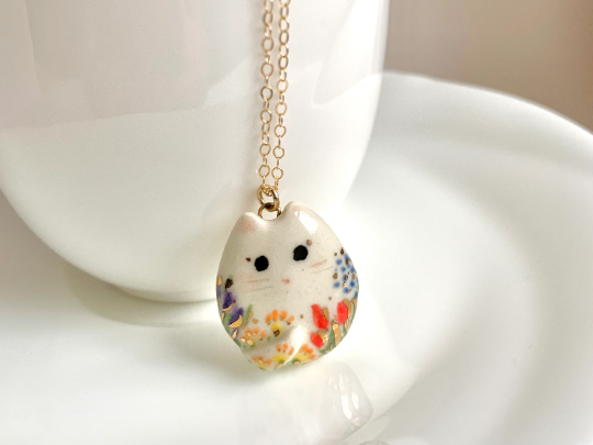 Flat Floral Cat Necklace