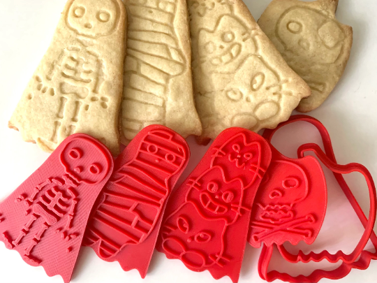 Halloween Cookie Cutters & Stamps