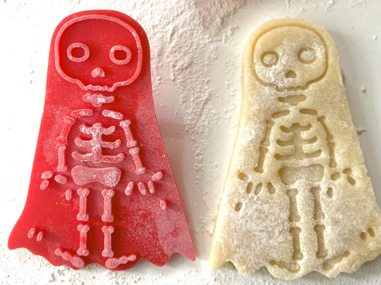 Halloween Cookie Cutters & Stamps