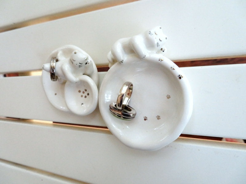 Lazy Cat Ring Dish