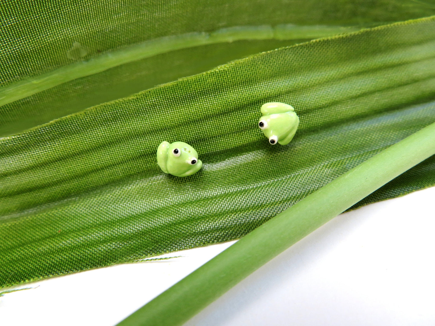 Tiny Frog Stud Earrings