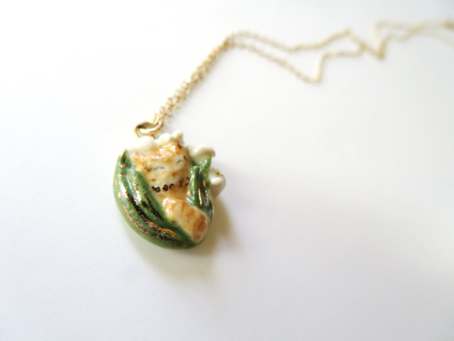 Orange Tabby Flower Necklace