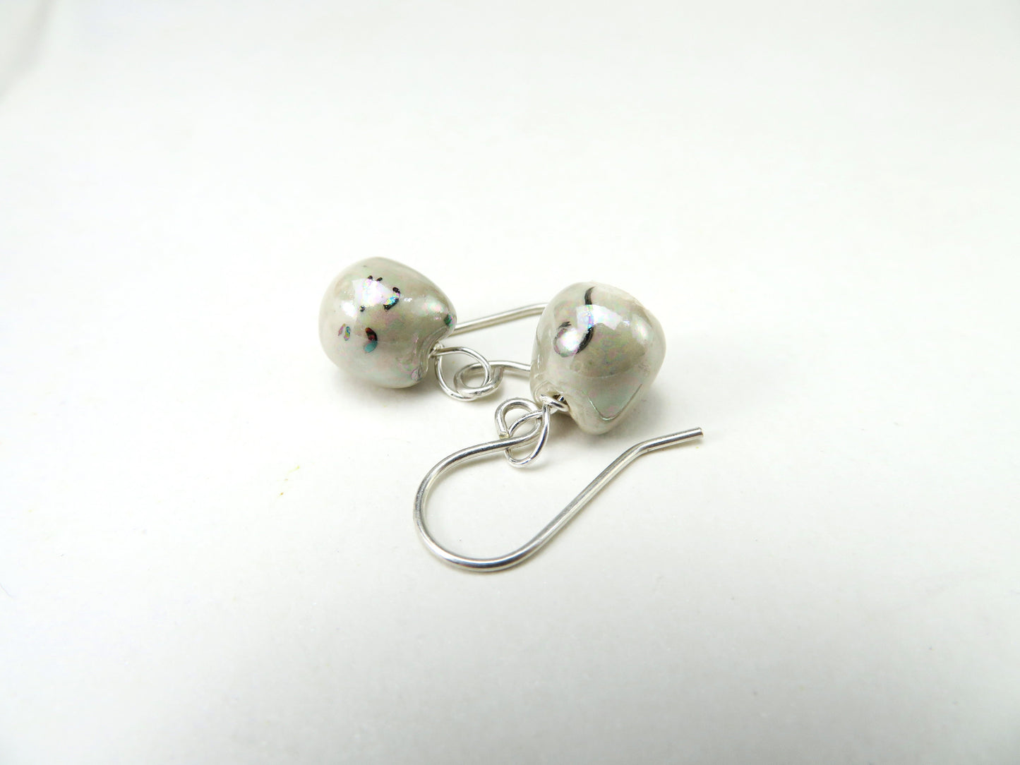 Pearly Cat Dangle Earrings