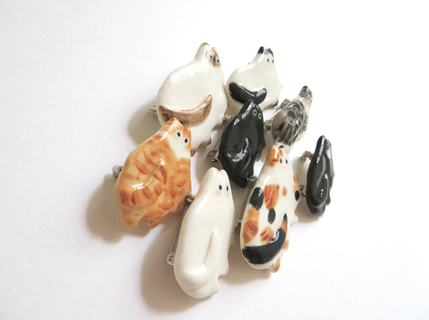 Flat Cat Brooch