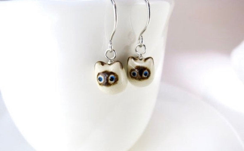 Siamese Cat Necklace