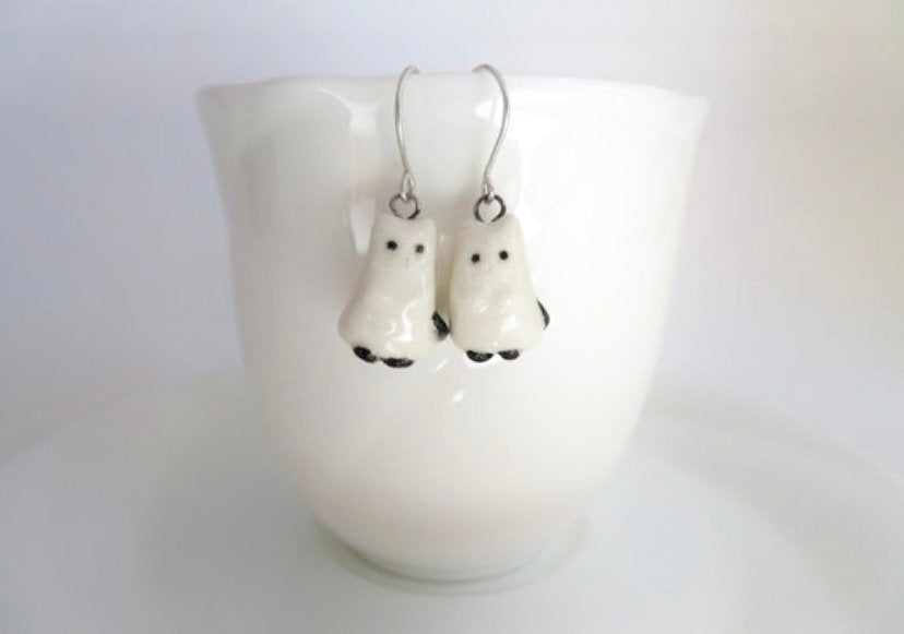 Ghost Cat Necklace