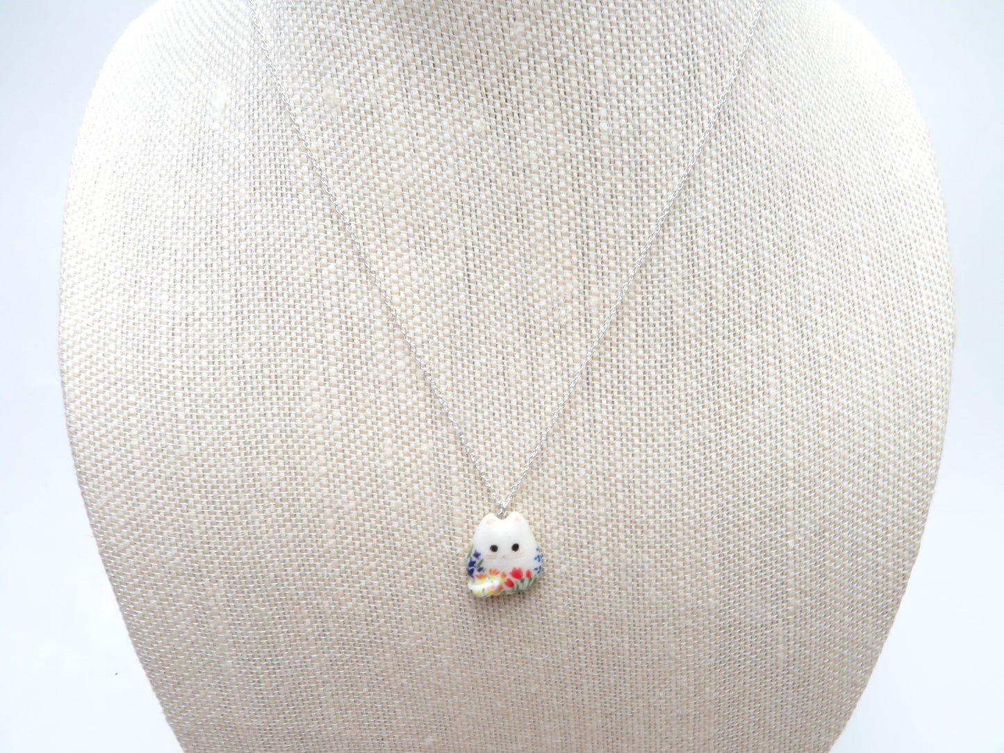 Flat Floral Cat Necklace