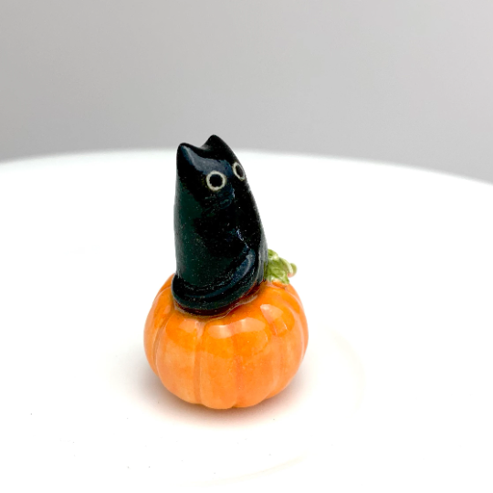 Black Cat Pumpkin Mini Figurine