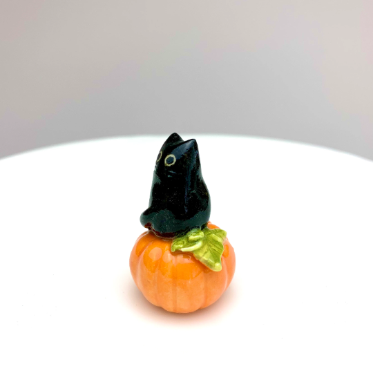 Black Cat Pumpkin Mini Figurine