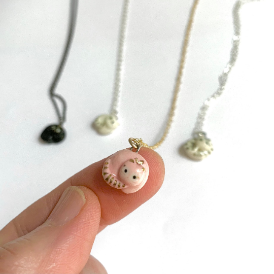 Round Cat Necklace