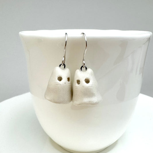 Hollow Kitty Ghost Earrings
