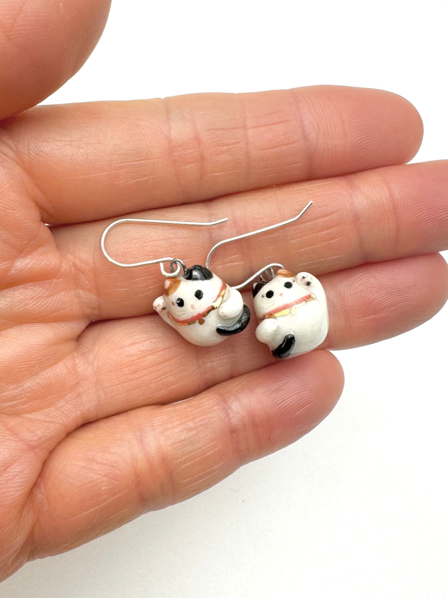 Maneki Neko Dangle Earrings