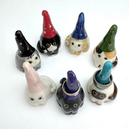 Gnome Cat Ring Cone
