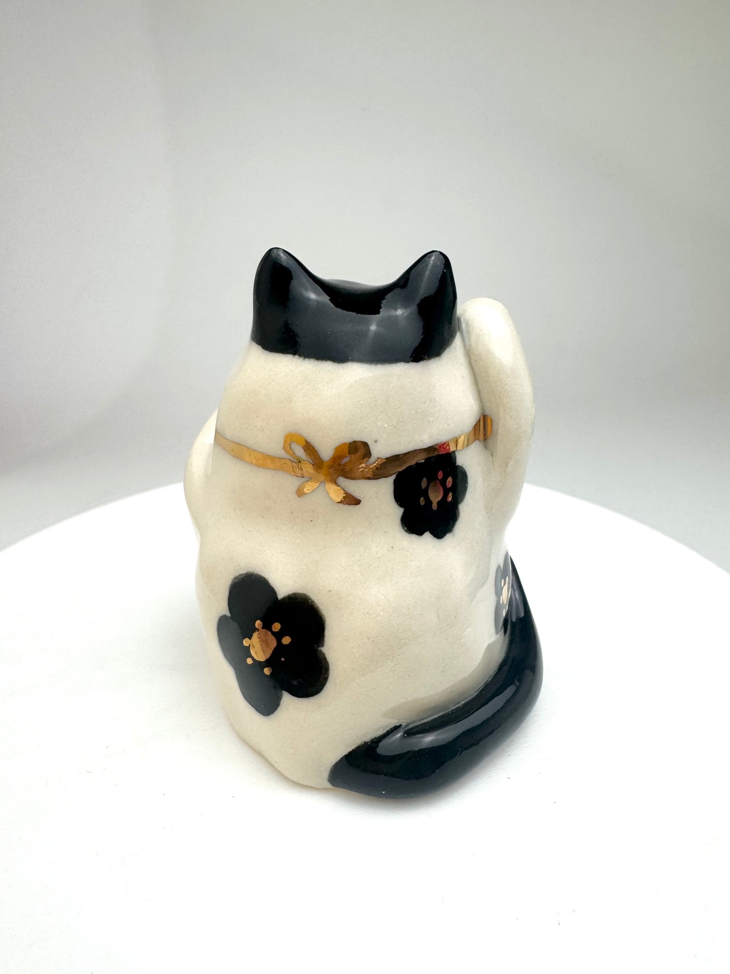 Maneki Neko Figurine