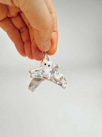 Flower Motif Cat Earrings