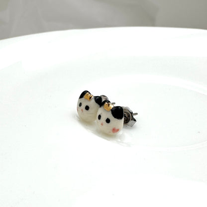 Tiny Queen Cat Stud Earrings