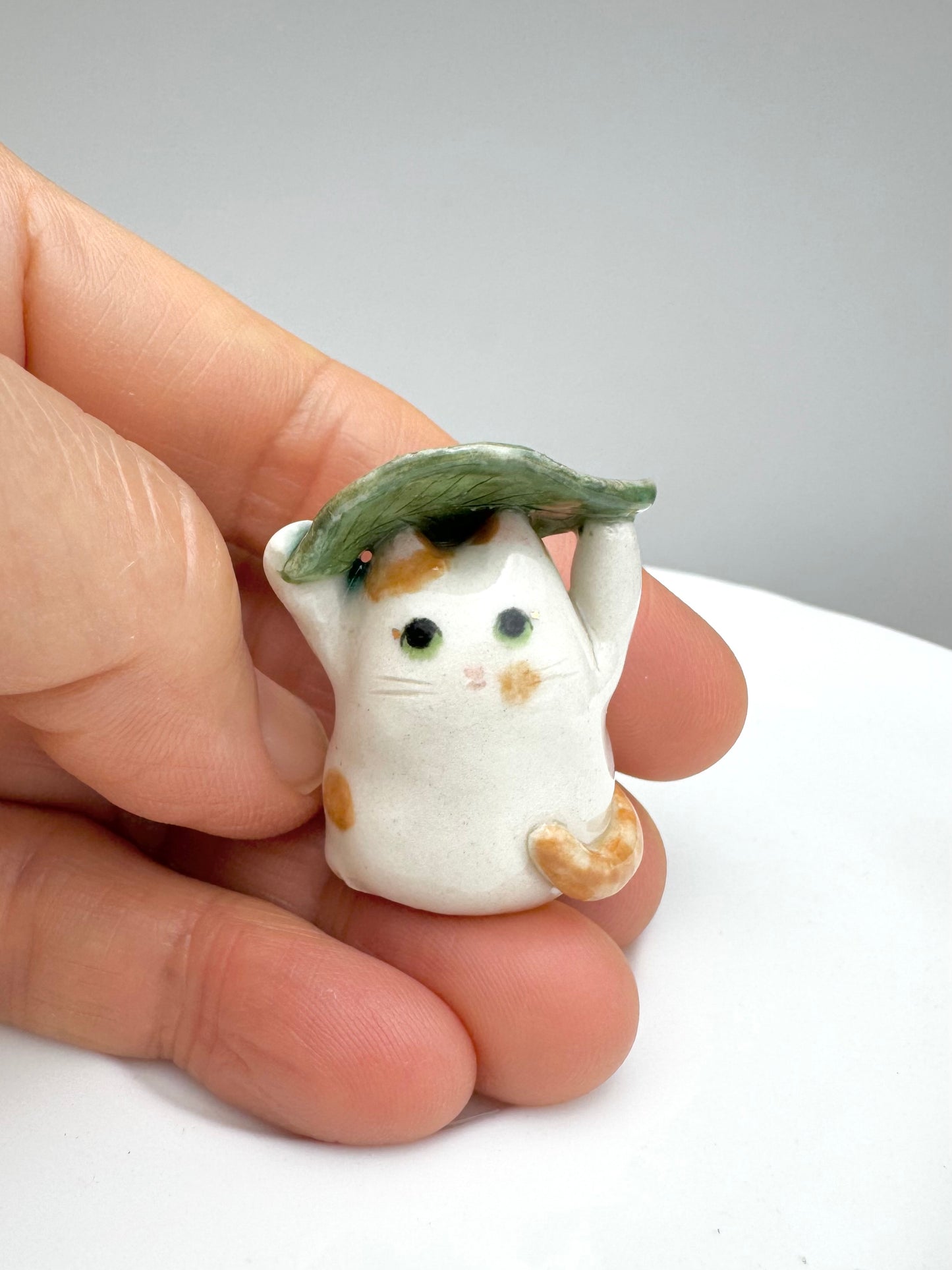 Little Leaf Cat Figurine