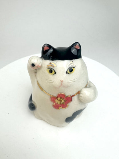 Maneki Neko Figurine