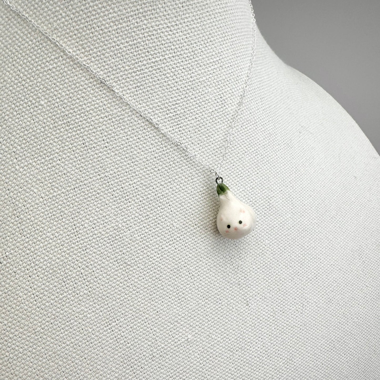 Garlic Cat Necklace