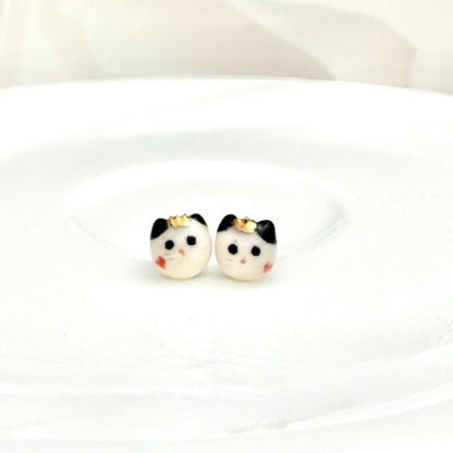 Tiny Queen Cat Stud Earrings