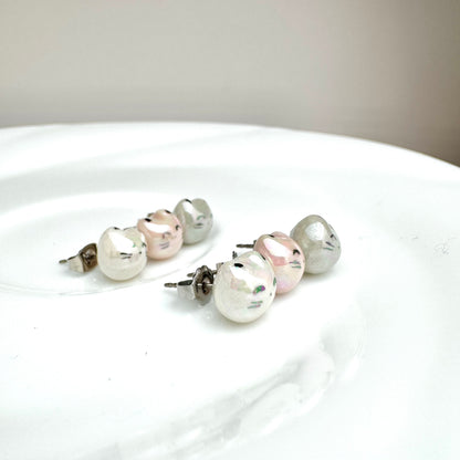 Pearly Cat Stud Earrings