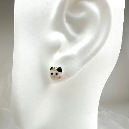 Tiny Queen Cat Stud Earrings