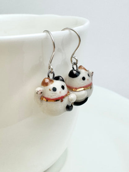 Maneki Neko Dangle Earrings