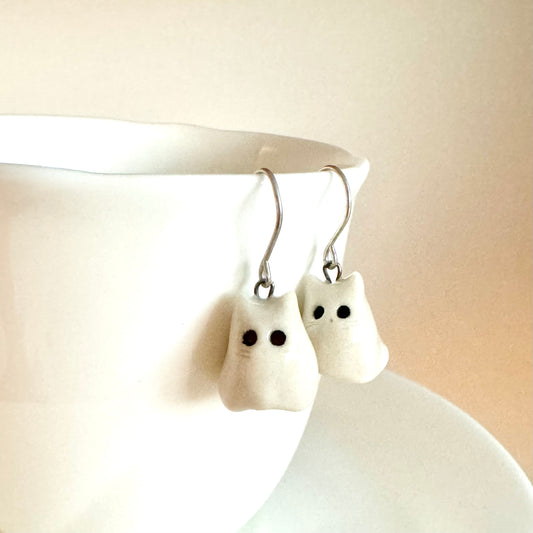 Hollow Kitty Ghost Earrings