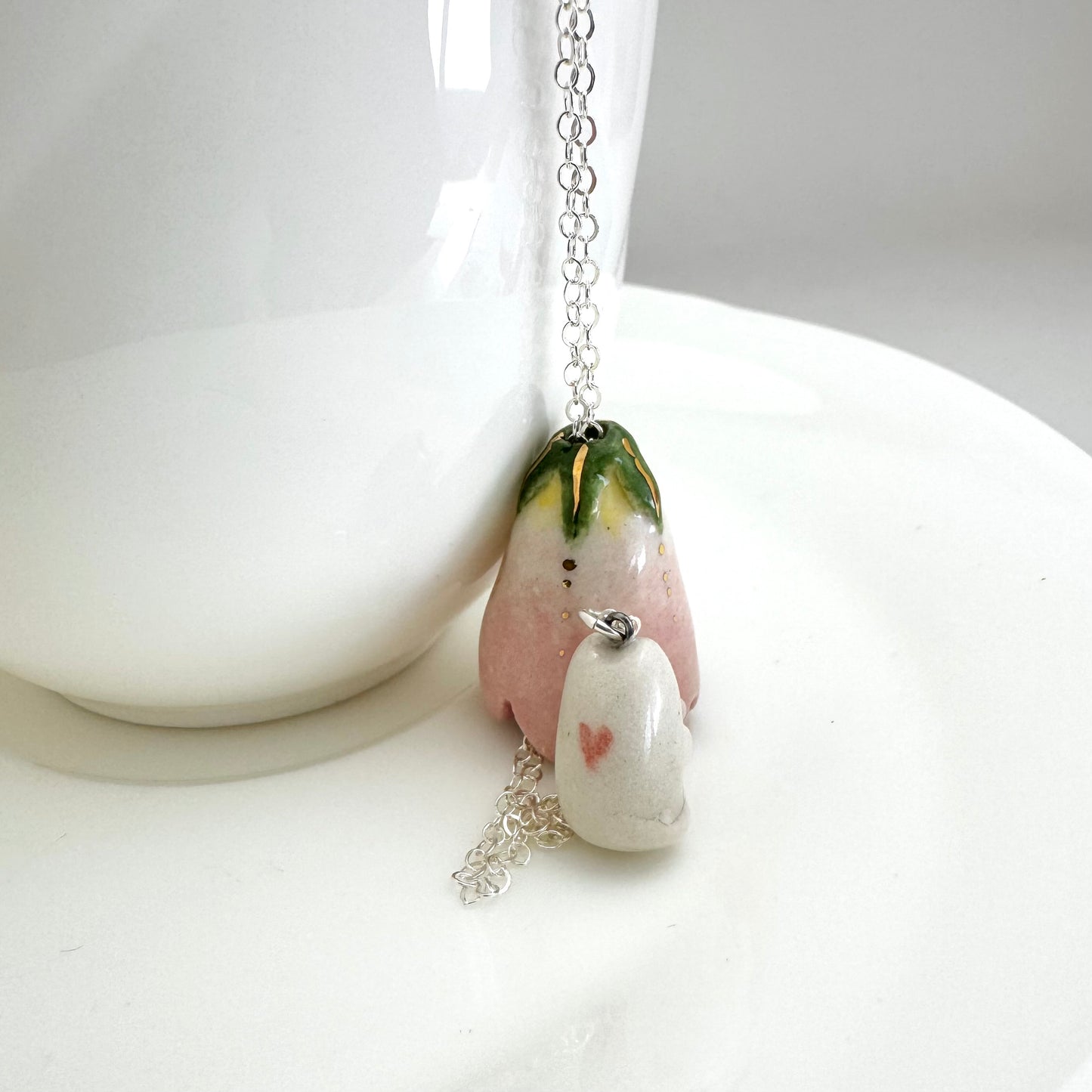 Peek a Boo Flower Cat Necklace