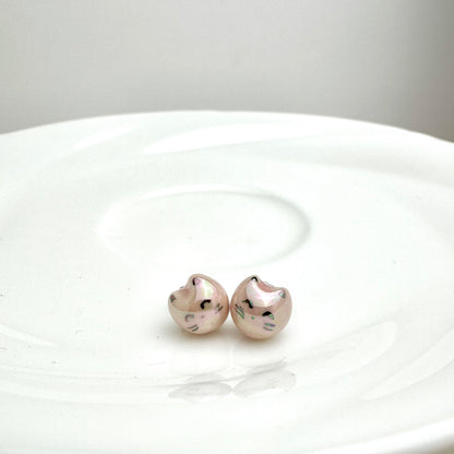 Pearly Cat Stud Earrings