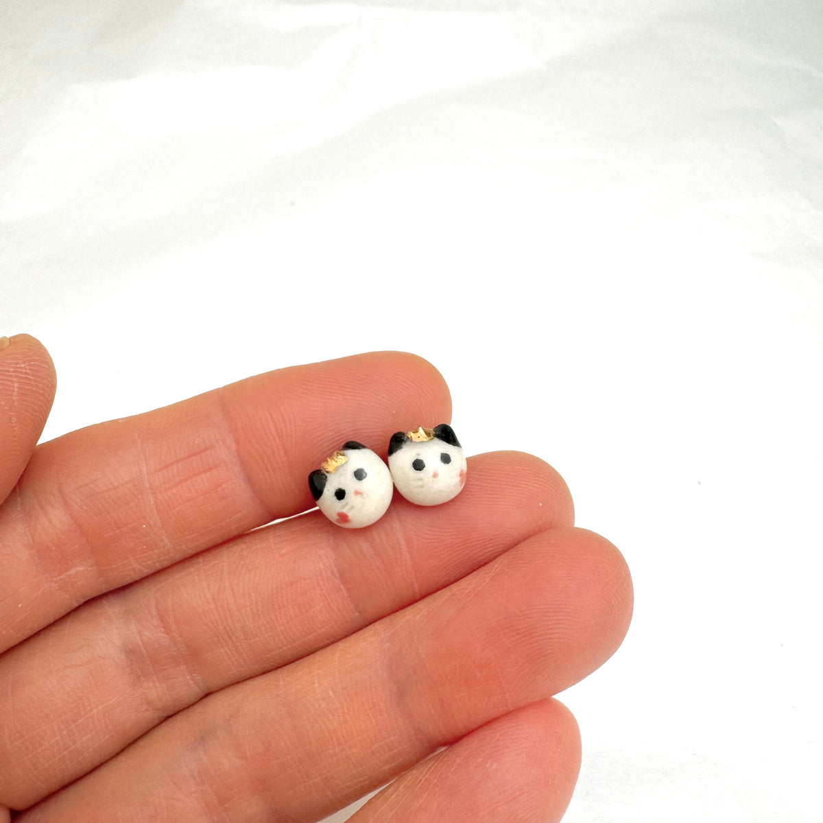 Tiny Queen Cat Stud Earrings